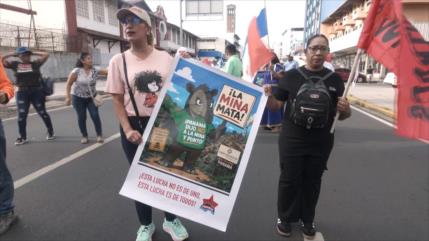 Movimientos sociales marchan en Panamá tras discurso presidencial