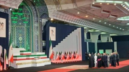 Dignatarios extranjeros rinden homenajeal Líder mártir de Irán