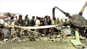 Fotos: Visita del ayatolá Jamenei a los restos del equipo militar de EEUU en Tabas en 1980