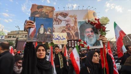 Minuto a minuto: Iraníes dan el último adiós a su Líder mártir en Teherán