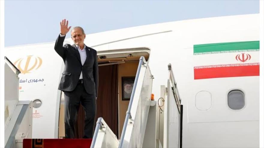 Pezeshkian viaja a Nayaf para el funeral del Líder mártir de Irán