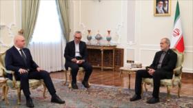 Pezeshkian: Irán y Rusia son socios estratégicos y amigos de confianza