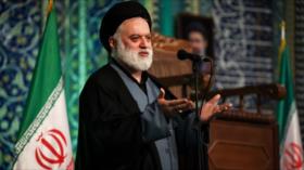Ayatolá Jamenei agradece la multitudinaria asistencia al funeral del Líder mártir