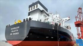 CGRI: Dos petroleros explotan al intentar cruzar Ormuz por ruta de EEUU