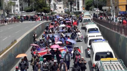 La subida del dólar golpea a Bolivia: gremiales y trabajadores alzan la voz