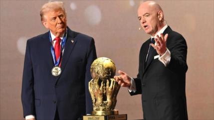 Demócratas piden que Infantino declare ante Congreso por vínculos con Trump