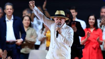 Lula da Silva oficializa su candidatura a la reelección en Brasil