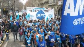 Buenos Aires vive un paro nacional contra recortes y despidos