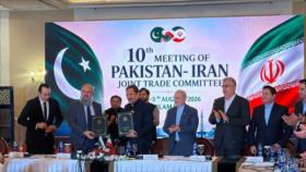 Irán y Pakistán se comprometen a alcanzar $10 mil millones en comercio