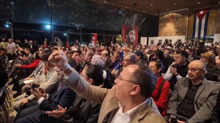 Mexicanos se unen a conmemorar el centenario de Fidel Castro