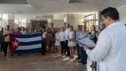 Cuba recibe a 10 diplomáticos expulsados sin razón de R. Dominicana