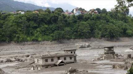 Inundaciones dejan decenas de muertos y cientos de desaparecidos en Nepal