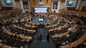 Clérigo iraní advierte a países islámicos de hostilidad de EEUU-Israel