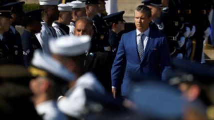 Comandantes de EEUU alertan a Hegseth de riesgos de prolongar guerra con Irán