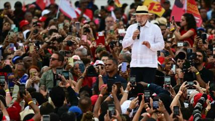 Nuevo sondeo sitúa a Lula al frente en un eventual balotaje en Brasil