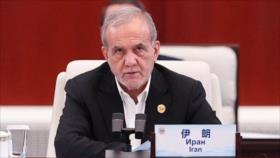 Pezeshkian exige en cumbre de OCS enfrentar enfoques basados en la fuerza