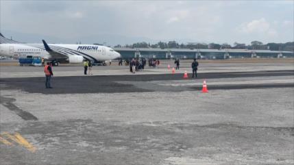 Guatemala recibe a mexicanos deportados de EEUU bajo polémico acuerdo