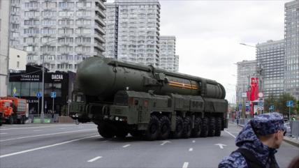 Medvedev advierte: Rusia podría recurrir a las armas nucleares