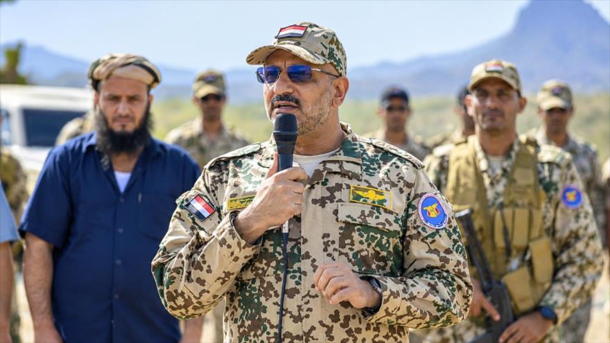 Líder de mercenarios saudíes huye a Riad tras derrotas en Yemen