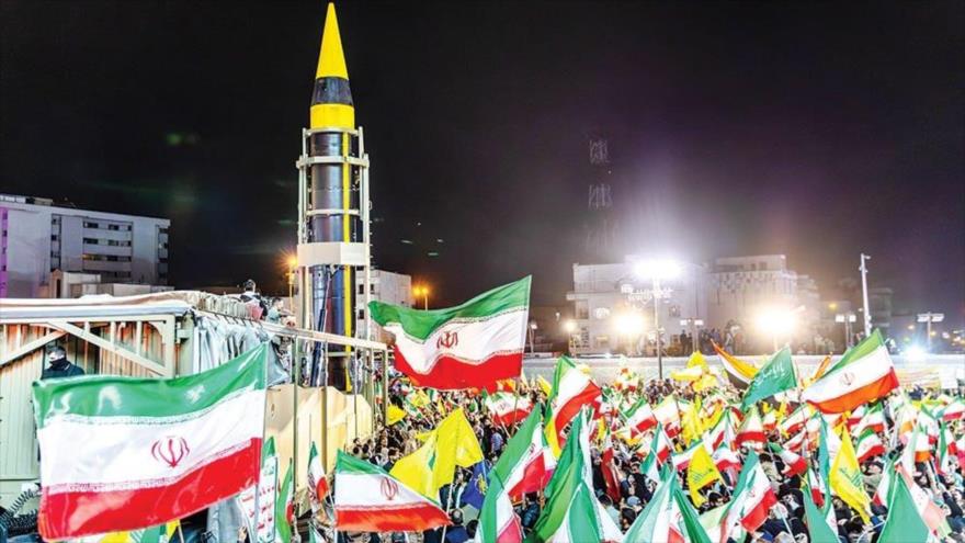 Alto comandante naval agradece a los iraníes por su presencia “heroica” | HISPANTV
