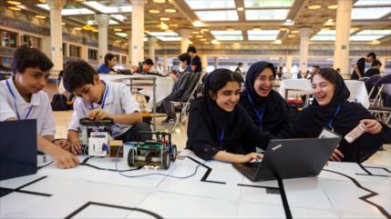Irán acoge la 20.ª edición de RoboCup Abierto