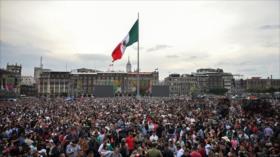 México celebra su Independencia con un multitudinario desfile militar