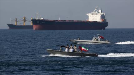 CGRI: Irán mantiene bajo vigilancia todos los barcos en Ormuz