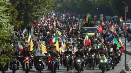 Expertos: el pueblo iraní defiende los principios de la Revolución Islámica