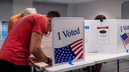 Trump rechaza a observadores externos para elecciones de mitad de legislatura