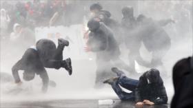 Bélgica vive choques policiales durante protestas contra recortes