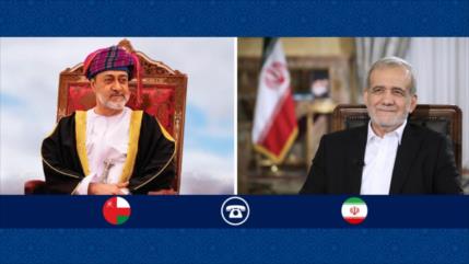 Irán y Omán abogan por reforzar la cooperación diplomática regional