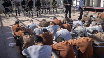 Presos gazatíes sufren fracturas y lesiones sin tratar en una cárcel israelí