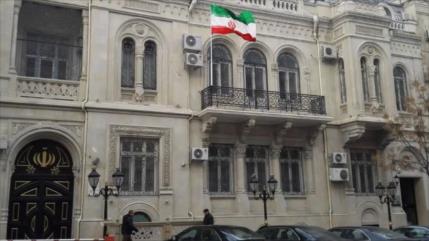 Irán rechaza infundios sobre el hiyab en escuelas azerbaiyanas 