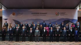 Pezeshkian aclara posturas de Irán en reunión COP 17 en Armenia