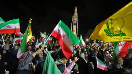 General iraní: El padre y la madre de todas las bombas es el pueblo de Irán