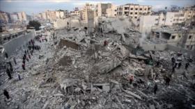 8000 palestinos muertos siguen bajo los escombros en Gaza