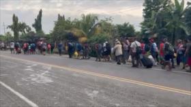 La “Caravana sin Fronteras” ingresa por el sur de México