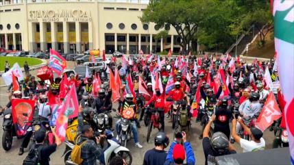 Repartidores se movilizan por Lula y reclaman derechos laborales antes de la 2.ª vuelta
