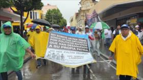 Guatemala conmemora el Día de la Revolución en medio de la tragedia
