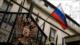 Rusia niega evacuación de personal y expertos rusos y la tacha de falsa