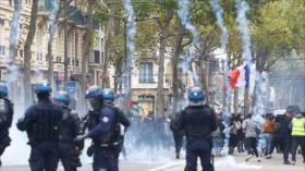 Imágenes: Francia vive una nueva ola de protestas con detenciones policiales